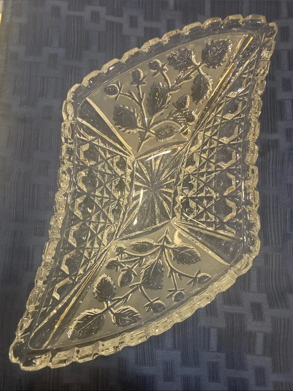Clear Crystal Cut Serving Bowl - Elegant White-Clear Centerpiece